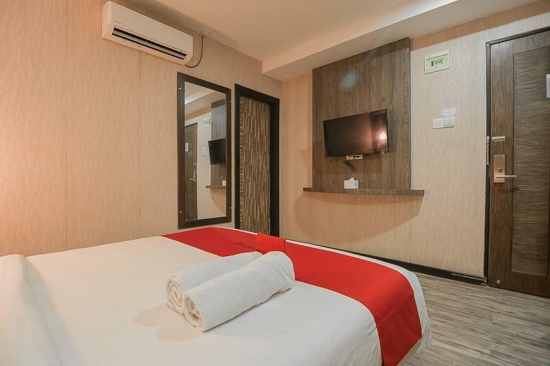Отель Reddoorz Near Nagoya Hill Batam Экстерьер фото